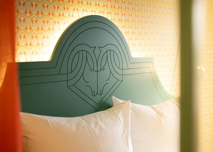 Schwarzes Roessl Hotel