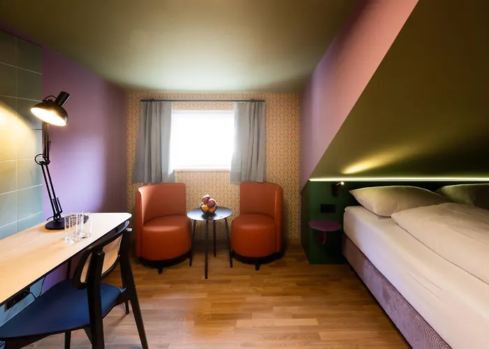 Hotel Schwarzes Roessl 3*