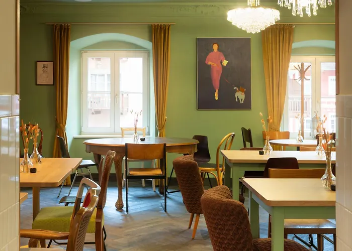 Schwarzes Roessl Hotel 3*